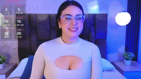Victoria Andrade online show from June 5, 12:33 pm