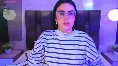 Victoria Andrade online show from June 13, 11:52 am