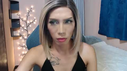 Snapshot of victoriaasianmistress chatting on November 6, 3:13 pm Victoria online show from November 6, 3:13 pm