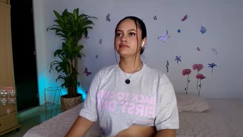 Victoria online show from February 20, 7:36 pm