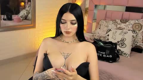 VICTORIA online show from January 25, 1:43 am