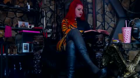 Victoria Heller online show from January 9, 7:42 am