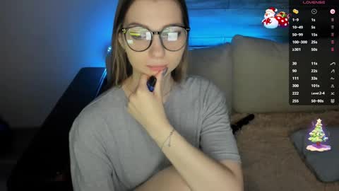 Victoria online show from December 21, 1:46 am