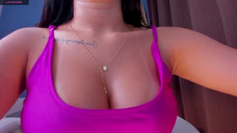 Victoria online show from December 18, 2:53 am