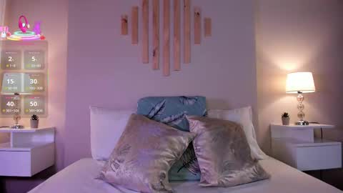 Victoria online show from September 27, 7:08 pm