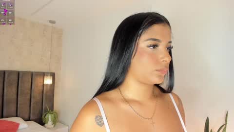 Maria Victoria online show from January 3, 10:41 am