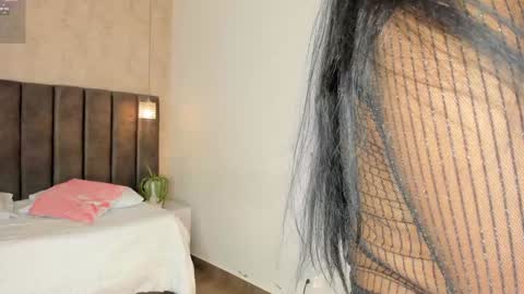 Maria Victoria online show from January 4, 11:11 am