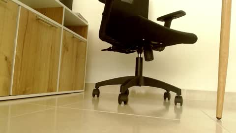 Victoria online show from October 16, 2:18 pm