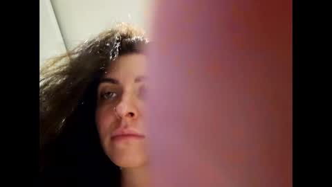 Snapshot of victorias_world chatting on January 23, 8:57 am Viktoria online show from January 23, 8:57 am
