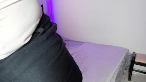 Victoria online show from February 12, 5:16 pm