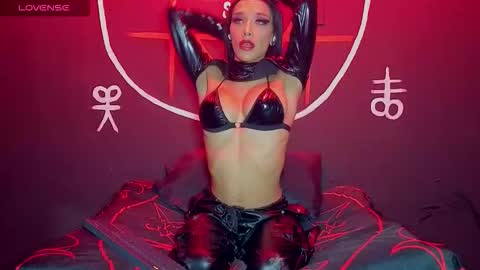 Victoria Vampire online show from September 16, 10:33 pm