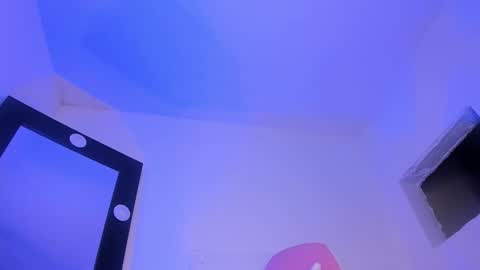 samantha victoria hall online show from November 10, 9:47 pm