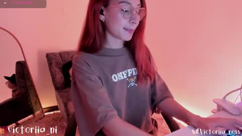   Annie  vic  online show from January 31, 8:33 pm