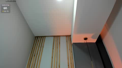 Victoria Vixen online show from November 21, 9:35 pm