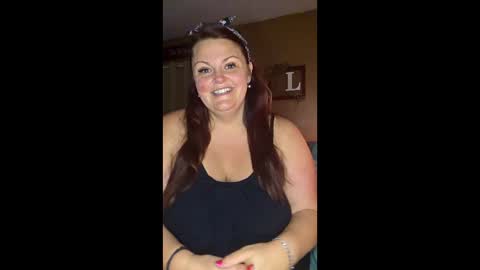 Snapshot of victoriussecret chatting on March 2, 3:41 am VictoriousSecret online show from March 2, 3:41 am