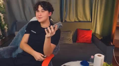 Shane online show from February 7, 9:24 am