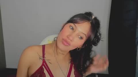 Snapshot of victorya_sweet3 chatting on March 6, 5:00 pm Victoria online show from March 6, 5:00 pm