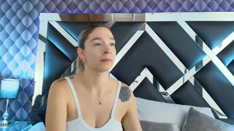 victtoria lee online show from February 4, 7:22 pm