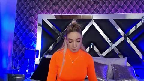 victtoria lee online show from October 27, 7:18 pm