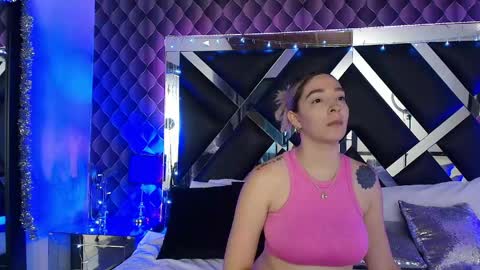 victtoria lee online show from May 28, 6:49 pm