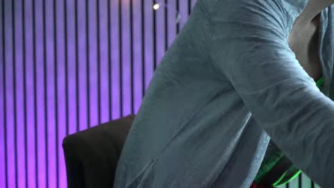 videoboooy online show from February 25, 3:16 pm