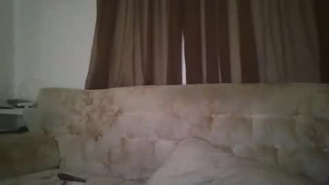 Snapshot of vids1977 chatting on October 27, 7:56 am vids1977 online show from October 27, 7:56 am