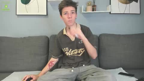 Snapshot of viego_pattel chatting on October 4, 4:27 pm Viego Pattel online show from October 4, 4:27 pm
