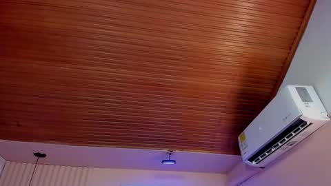 Viiolett online show from September 23, 7:28 pm