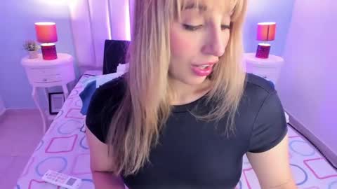 Violet online show from May 4, 12:12 pm