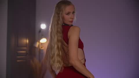 Snapshot of vika54784 chatting on April 5, 5:37 am vika54784 online show from April 5, 5:37 am