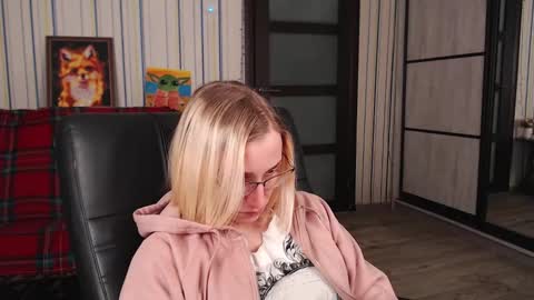 Vika online show from February 13, 4:25 pm