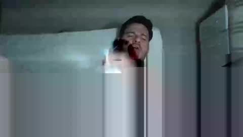 Snapshot of vikbika2 chatting on March 1, 1:29 am Tom reunz online show from March 1, 1:29 am