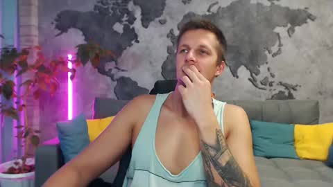 vikingchrisss online show from November 2, 10:39 am