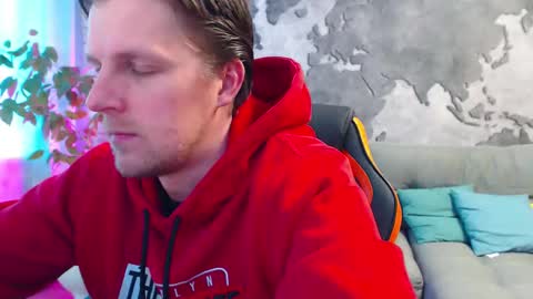 Snapshot of vikingchrisss chatting on February 15, 11:08 am vikingchrisss online show from February 15, 11:08 am