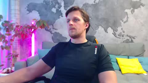 Snapshot of vikingchrisss chatting on February 25, 11:20 am vikingchrisss online show from February 25, 11:20 am