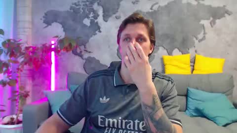 Snapshot of vikingchrisss chatting on March 14, 9:59 am vikingchrisss online show from March 14, 9:59 am