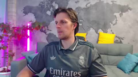 Snapshot of vikingchrisss chatting on March 16, 10:19 am vikingchrisss online show from March 16, 10:19 am