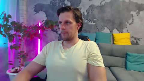 Snapshot of vikingchrisss chatting on March 29, 10:15 am vikingchrisss online show from March 29, 10:15 am