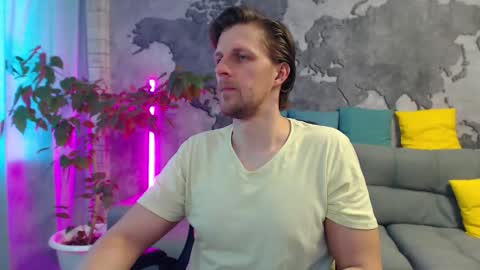 Snapshot of vikingchrisss chatting on March 30, 10:05 am vikingchrisss online show from March 30, 10:05 am