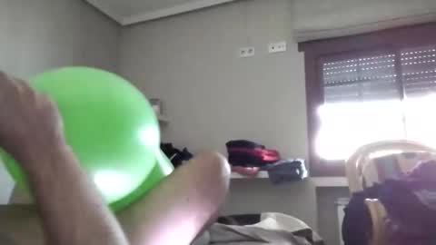 Snapshot of vikingo3333893888 chatting on September 30, 12:32 pm Vikingo online show from September 30, 12:32 pm