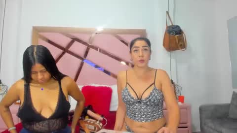 vikiTomson online show from January 29, 1:07 pm