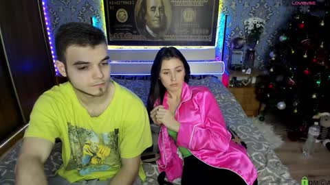 vikki and george online show from January 19, 5:07 pm