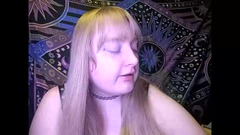 vikkivenus online show from December 23, 3:37 am