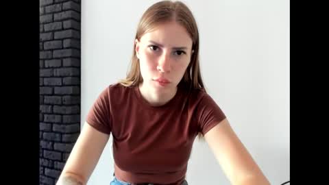 vikky_s11 online show from September 15, 10:04 am