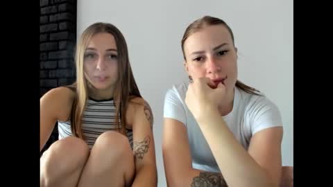 vikky_s11 online show from September 16, 10:16 am