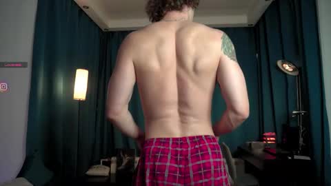 fansly  VITEKsecret online show from October 18, 12:28 pm