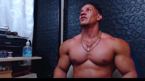 Viktor Herrera online show from December 11, 2:09 am