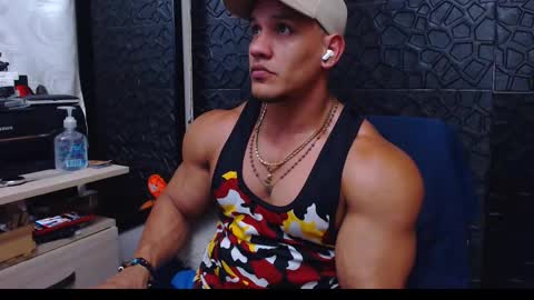 Viktor Herrera online show from December 28, 12:26 am
