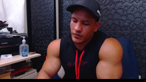 Viktor Herrera online show from January 5, 4:16 pm