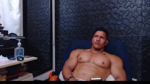 Viktor Herrera online show from January 13, 6:16 pm